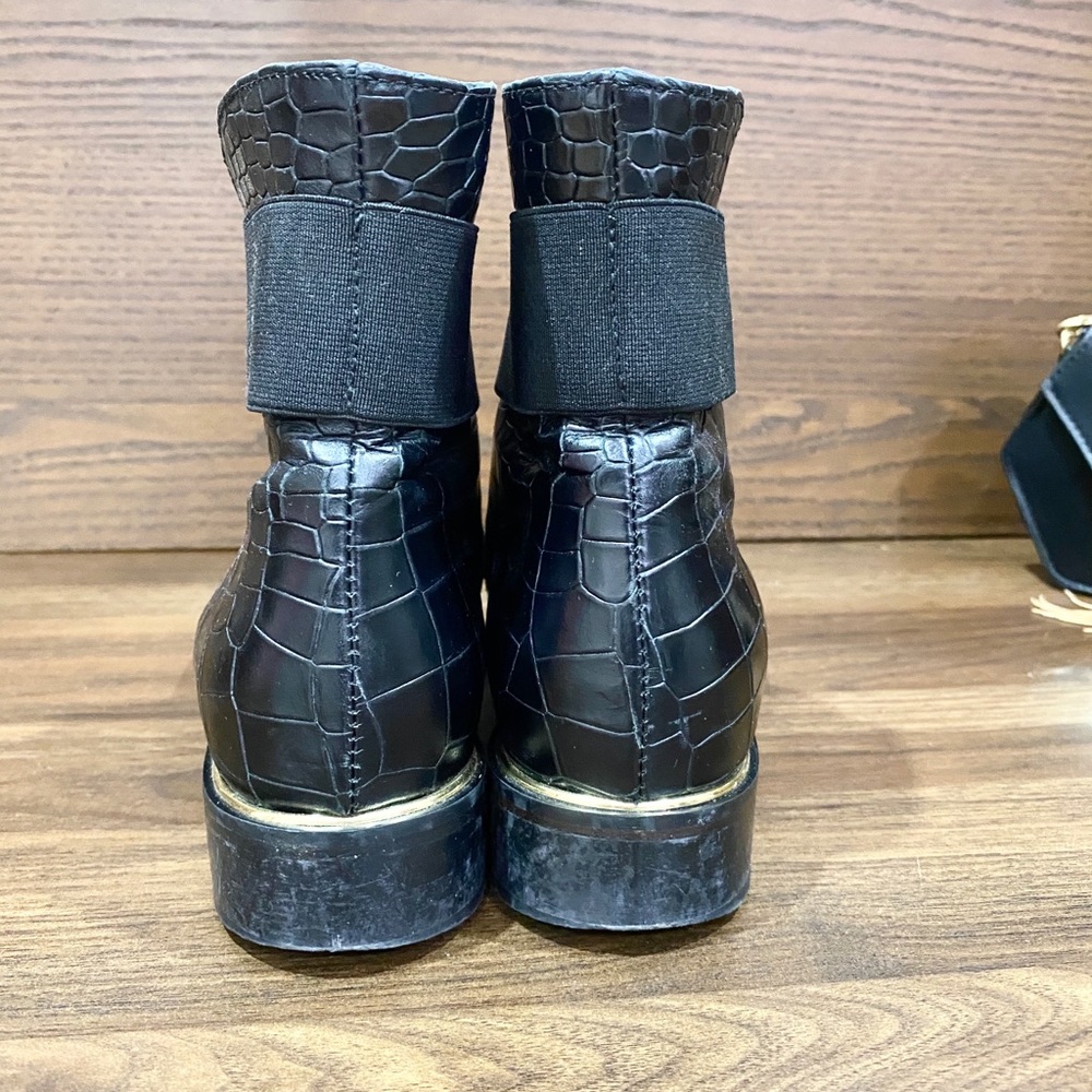 Leather Boot - Picture 4 of 5